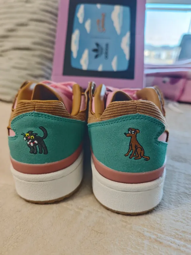 Adidas Simpsons 42