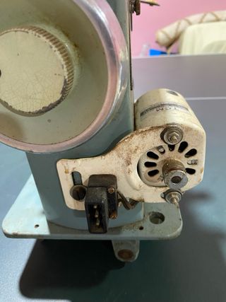 Máquina de coser Alfa Alfamatic 169