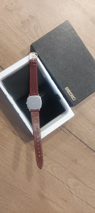 Reloj Seiko chapado oro