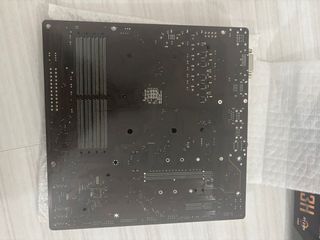 GYGABYTE B550M DS3H DDR4 AMD