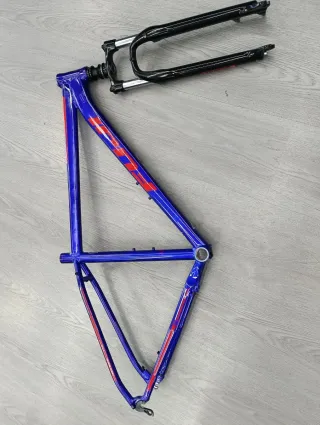 Cuadro de Bicicleta Fuji. 29