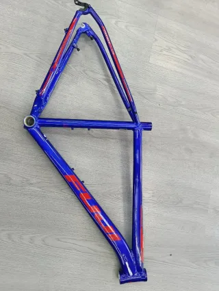 Cuadro de Bicicleta Fuji. 29