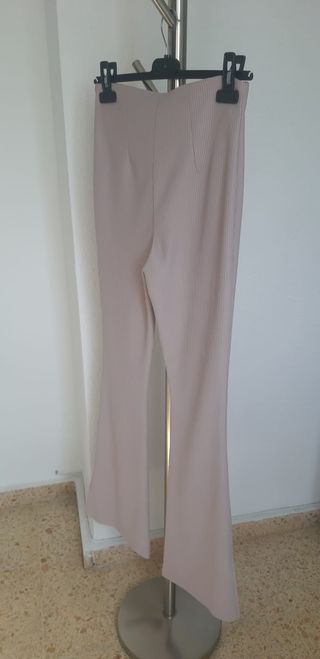 Pantalones largos de mujer. Nuevos sin estrenar y