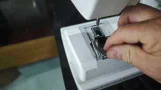 Recambios, reparaciones, máquinas de coser.