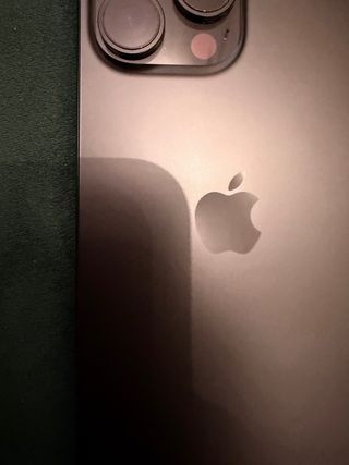 iPhone 16 Pro Max 256GB Negro+Fundas, bateria 100%