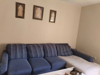 Sofá modular azul y blanco