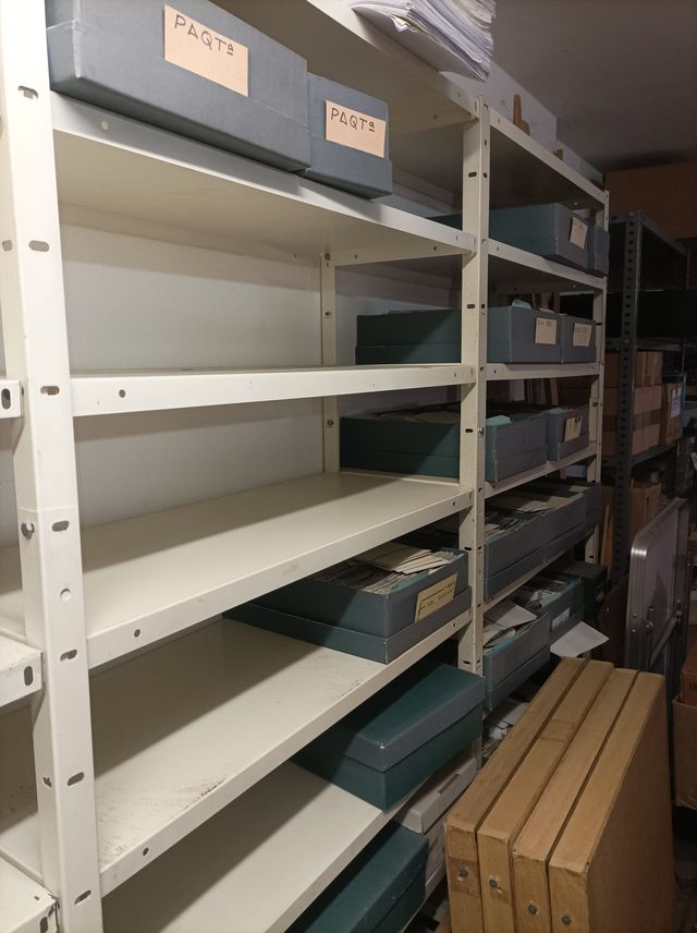 Estanterías Metálicas Blancas 3x2m