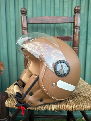 Casco Moto Vintage Marrón con Visera