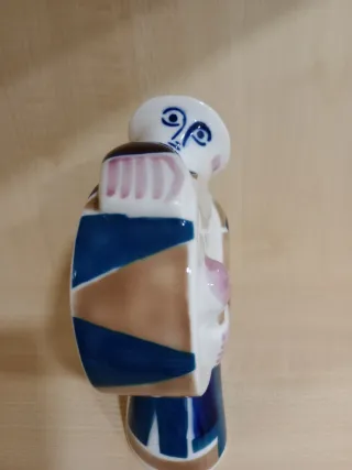 Sargadelos Músico Bombo Figura porcelana.