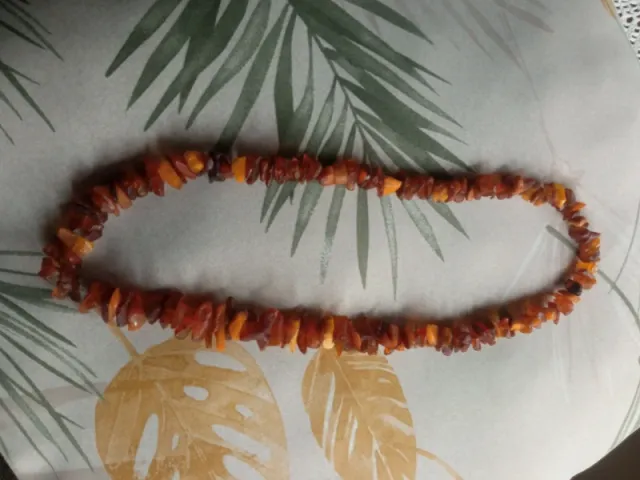 Collar ámbar auténtico ligero