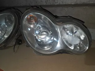 Faros Mercedes W203