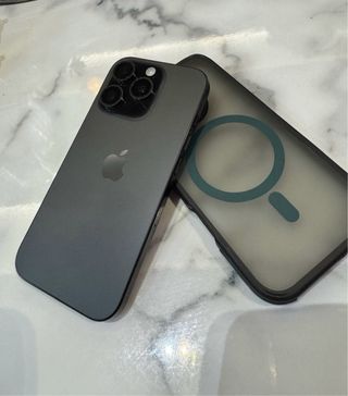 iPhone 16 Pro 128GB Negro