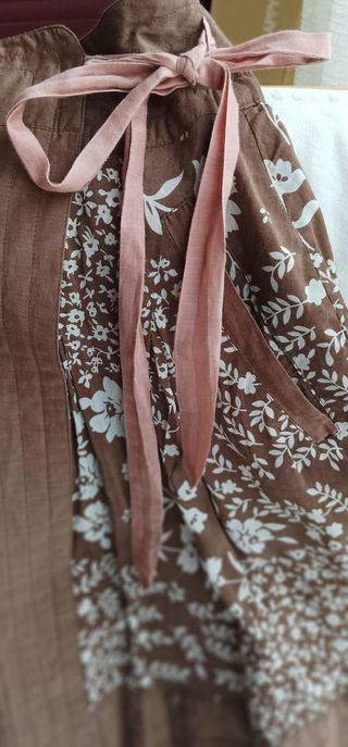 Falda Massimo Dutti vuelo floral talla 38