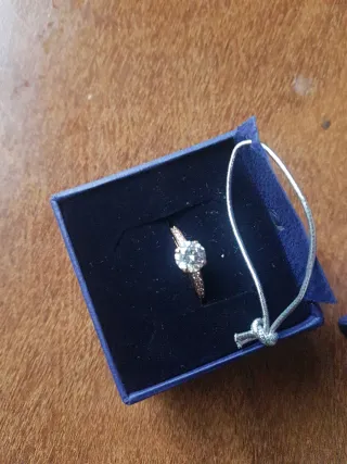 Anillo Swarovski Azul y Dorado Nuevo