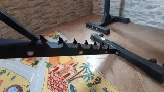 Banco de pesas y soportes regulables