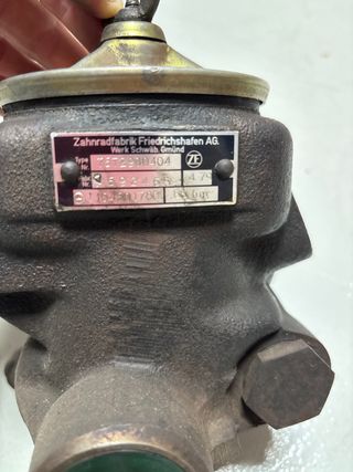 Bomba Dirección Asistida Mercedes W123