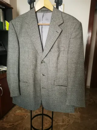 Anericana gris con estampado