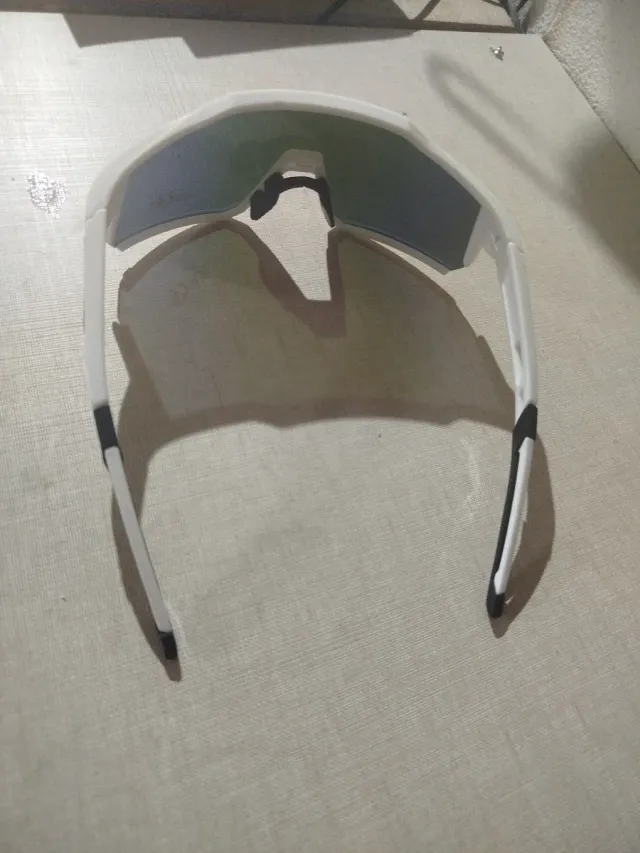 Gafas de sol modernas