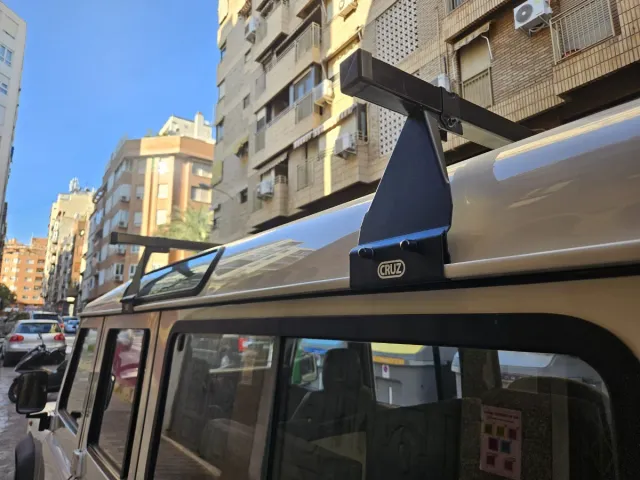 Land Rover Defender 2005