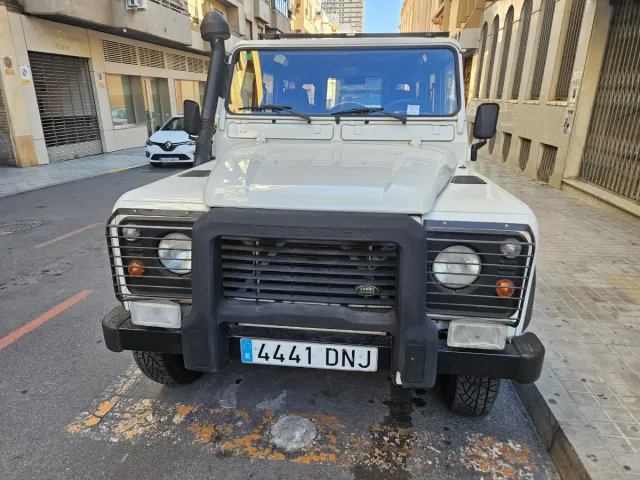 Land Rover Defender 2005