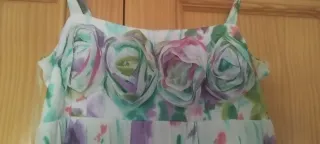 Vestido corto tirantes flores