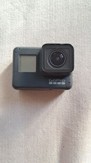 GoPro Hero 7 Black + Custodia + SD 128GB