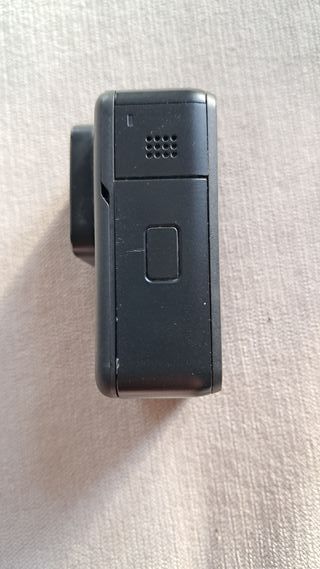 GoPro Hero 7 Black + Custodia + SD 128GB