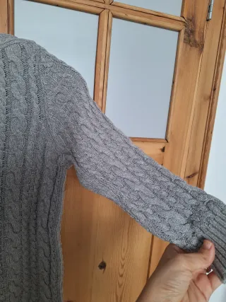 Jersey Zara gris ochos