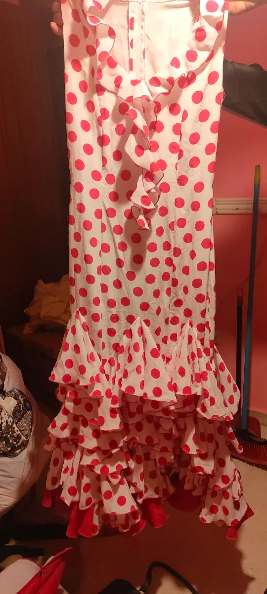 Traje Flamenca Lunares Rojo y Blanco