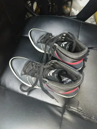 Zapatillas Adidas Mujer Negras y Rojas