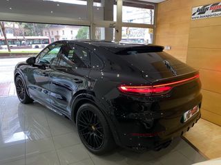 Porsche Cayenne Coupé GTS 2022