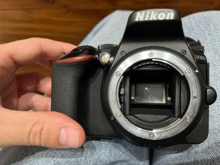 Cuerpo Nikon D5600 Negro