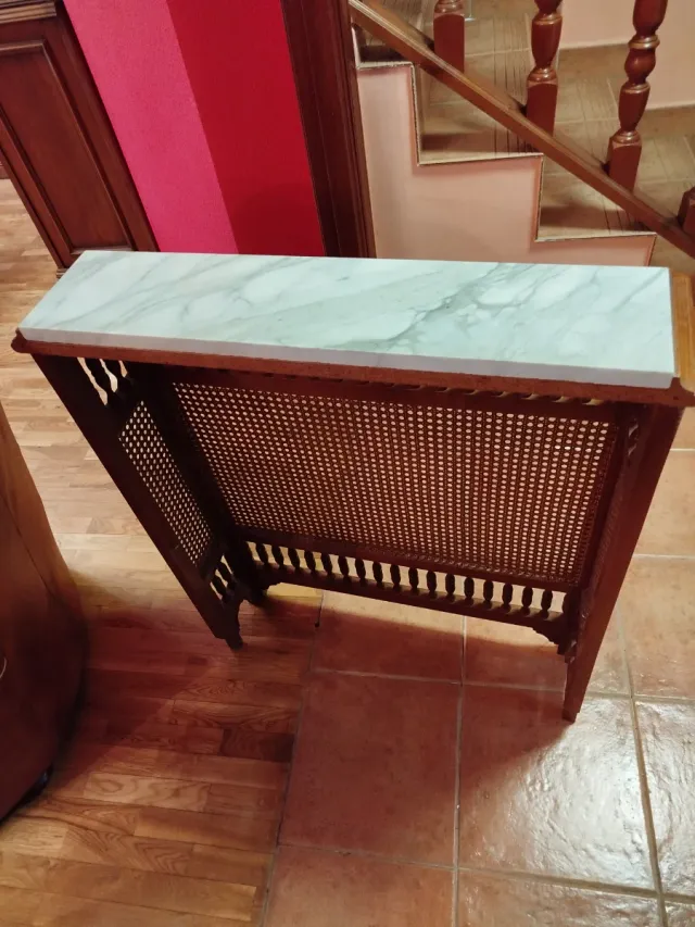 Cubre radiador pequeño madera y rejilla