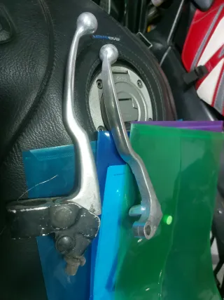 Maneta Yamaha Thundercat 600