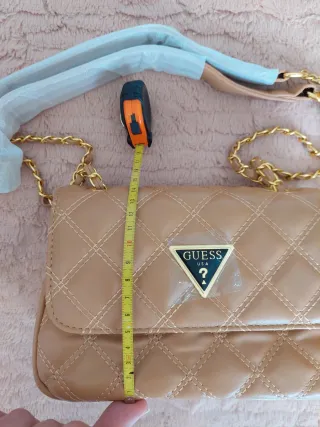 Bolso Guess Marrón Dorado