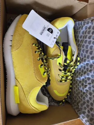 Zapatillas Desigual Jogger Amarillas Talla 38