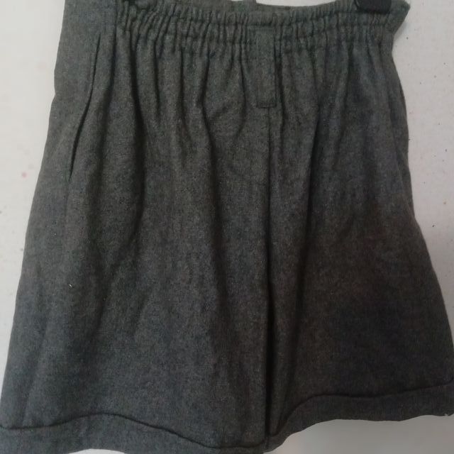 Gonna a pantaloni grigia