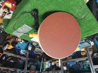 Frattazzo elettrico con velocità regolabile