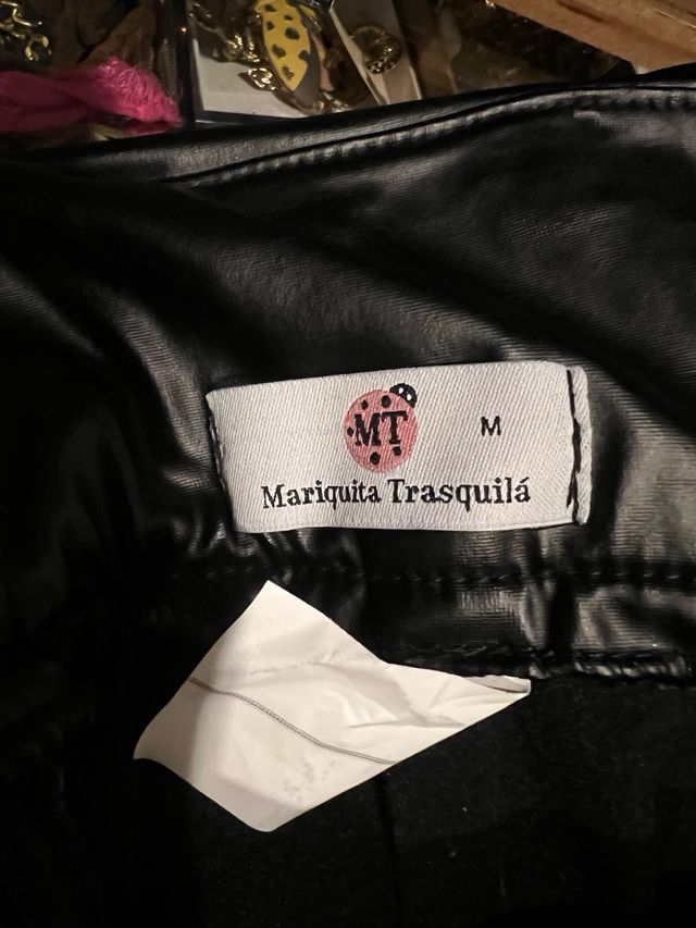 Falda polipiel negra Mariquitata Trasquila Talla M
