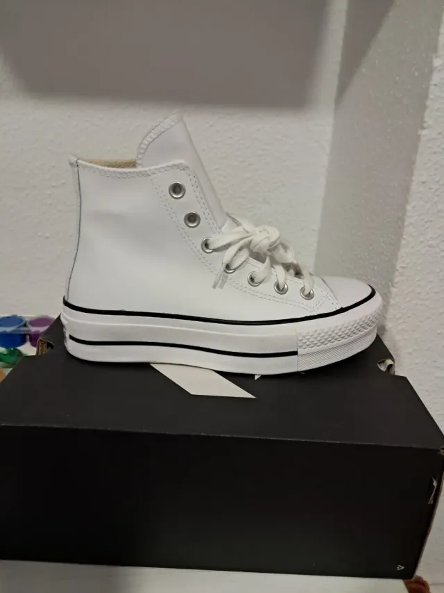 Converse Chuck Taylor Piel Blancas Talla 36