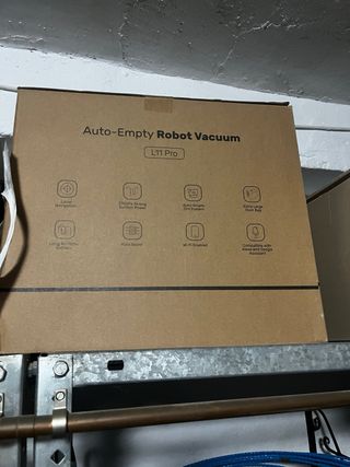 Robot Aspirador y Base de Carga Verefa