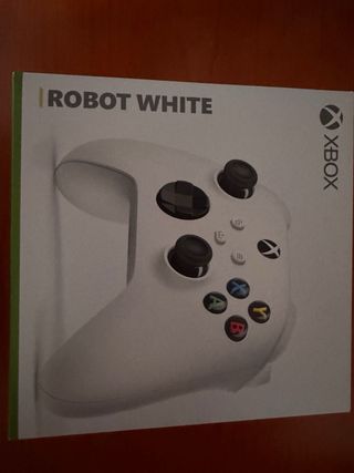 Mando XBOX casi nuevo. Incluye factura y garantía.