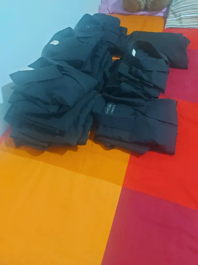 Lote de camisas manga larga negras