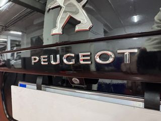 Peugeot Traveller 2017