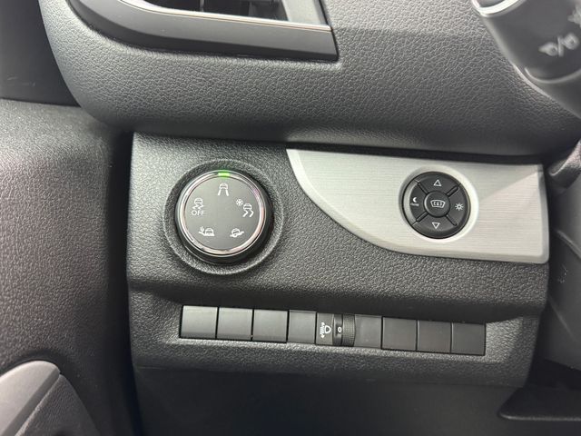 Peugeot Traveller 2017