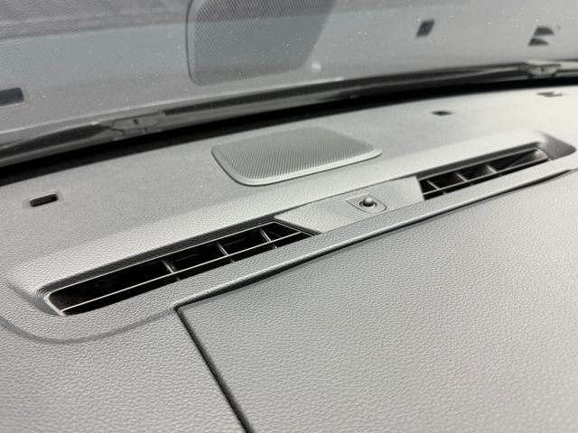 Peugeot Traveller 2017