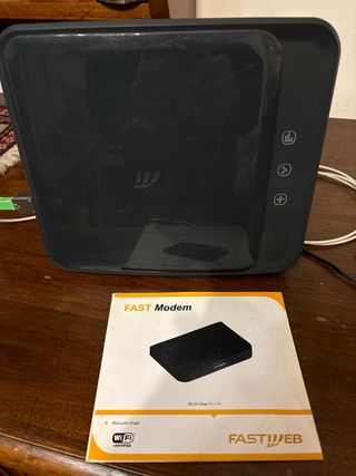 Modem Fastweb con CD e manuale