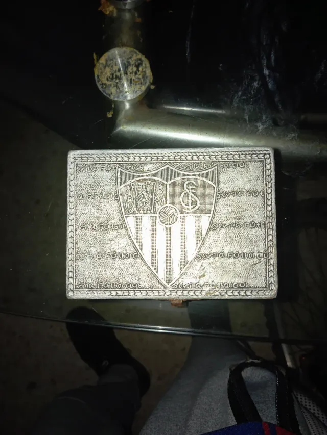 Caja metálica Sevilla F.C.