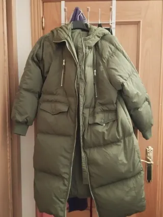 Chaqueta larga unisex verde fe plumas de  ganso