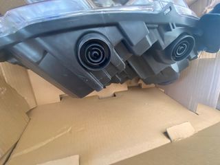 Faro Peugeot Ref 98 168 272 80